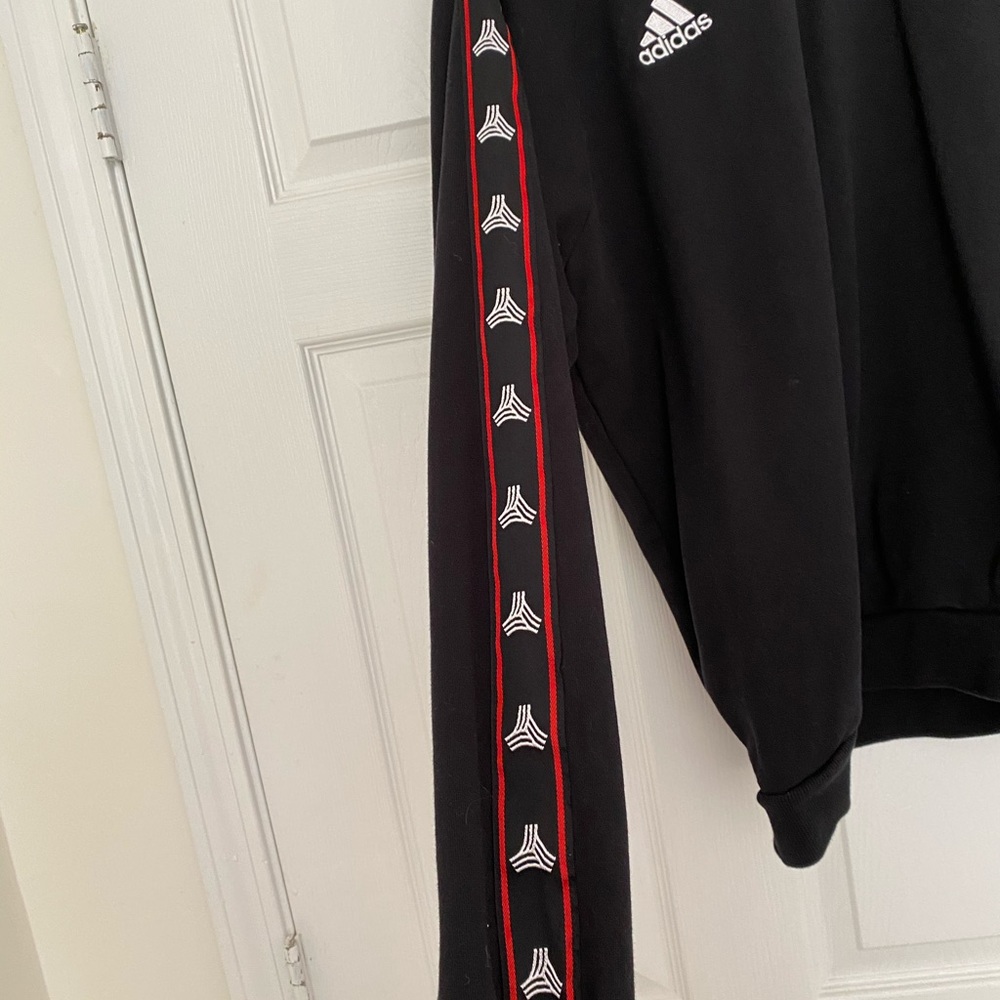 Sweater - Picture 4 of 5